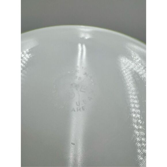Vintage Lime Green Pyrex Pie Plate Baking Dish 9” - Picture 8 of 8